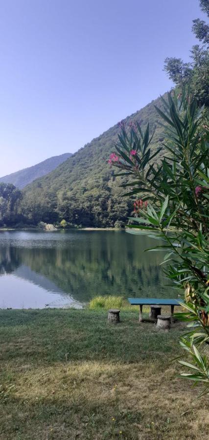L'Angolino Di Magda: On The Lake-Private Beach! Ghirla Buitenkant foto